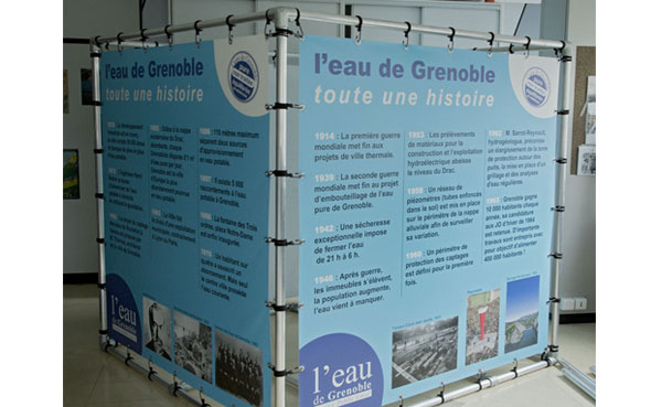 Cube en bache tendue - Campagne de prévention de l’eau de Grenoble